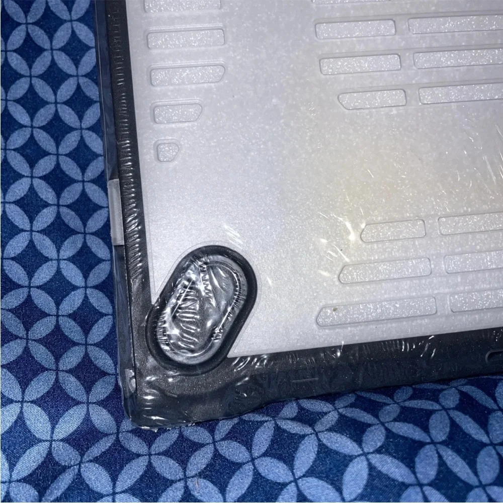 Fintie MacBook Air 15” Glitter Case with Bumper
